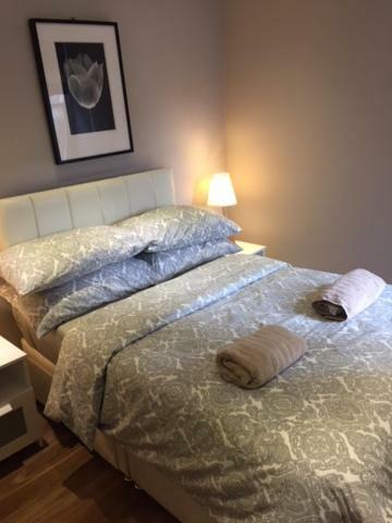 Stunning 2 Bed Flat Shepherds Bush Londres Exterior foto